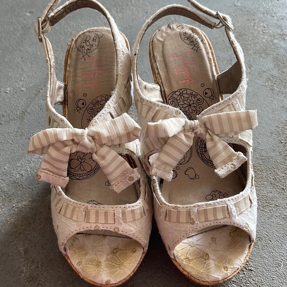 Super cute Jelly Pop Eyelet Wedges size 7M - Picture 3 of 4